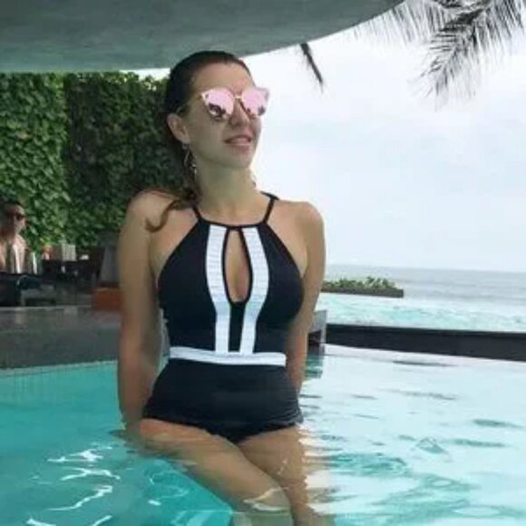 Jets Australia Classique High Neck One Piece (size 6) NWT - Picture 2 of 7